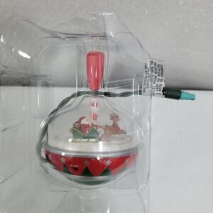 Vintage Hallmark Keepsakes Ornament 1998 Santa's Spin Top 11924-2M8